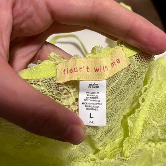 "Fleur't With Me" Neon Yellow Lace Bralette crop top Size L - Picture 3 of 4
